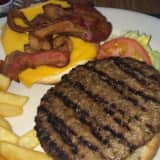 Char-Broiled Burgers Make Clifton's Hearth Restaurant A DVlicious Finalist