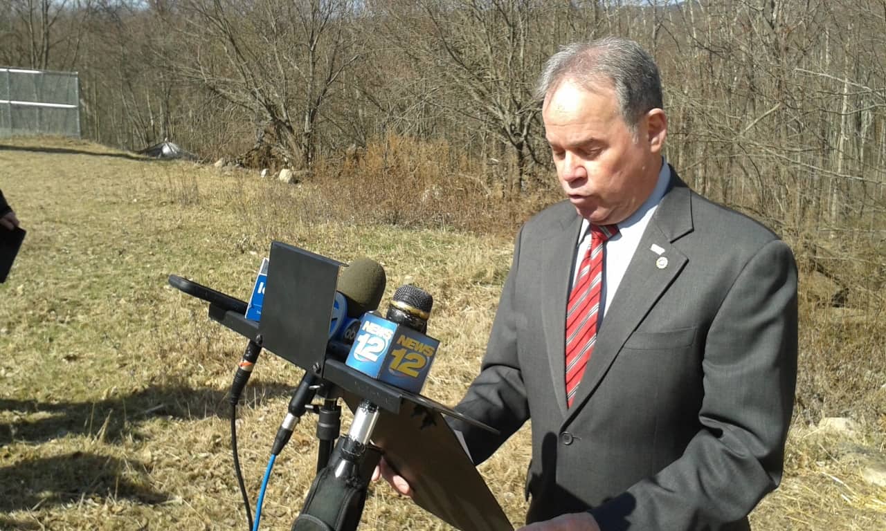 Rockland County Executive Ed Day will join with veterans' families to break ground on a new memorial to local members of the U.S. military who have been killed in Afghanistan and Iraq.