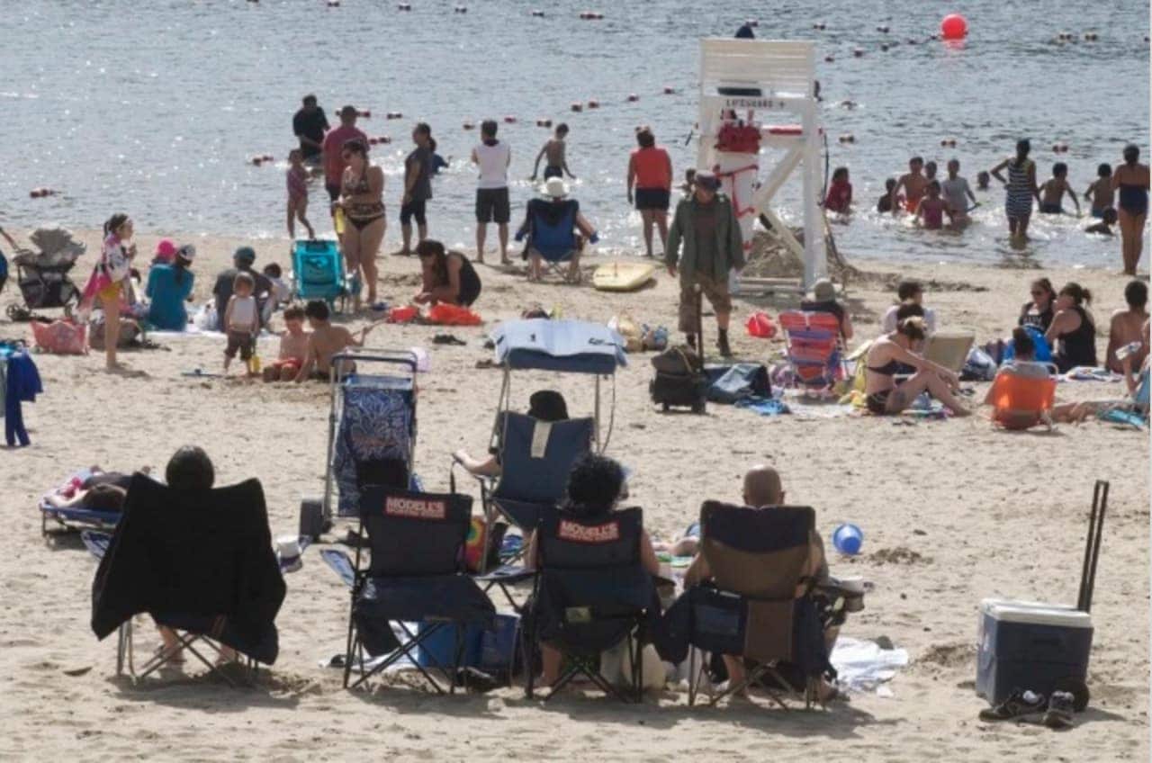 Beachgoers Beachgoers should be out in full force the next few days as temperatures will be around 90 degrees through the weekend.