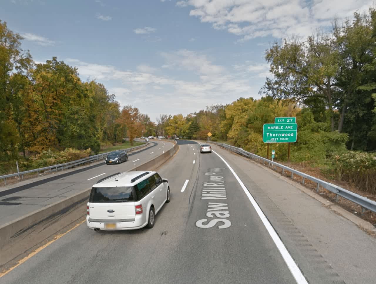The Saw Mill River Parkway will experience lane closures from exit 27 to exit 30 in Pleasantville and Mount Pleasant.
