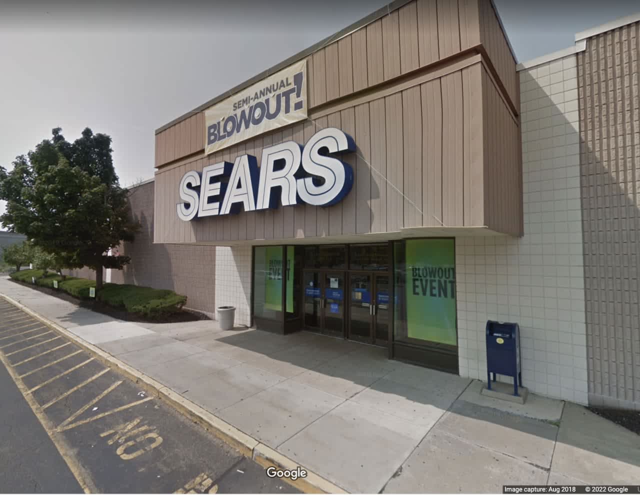 The Sears store at the Newburgh Mall is closing.