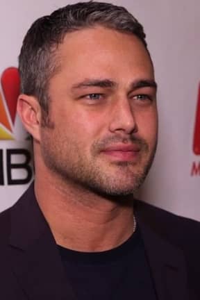 'Chicago Fire' Star Taylor Kinney Spotted With GF At PA Restaurant