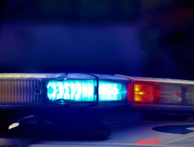An Oakland man died in a crash Friday morning in Morris County, authorities said.