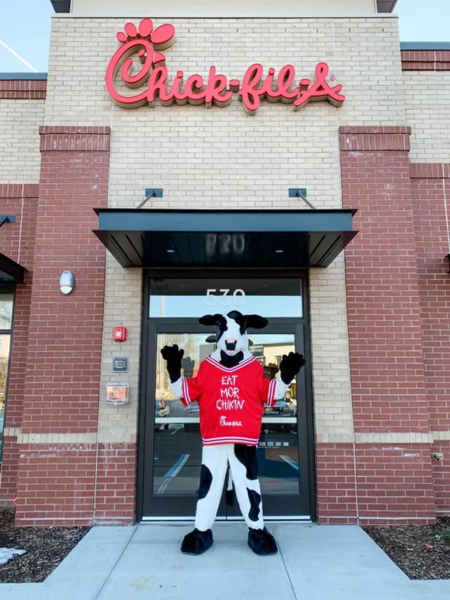 New Long Island Chick-Fil-A Now Open For Business | Nassau ...