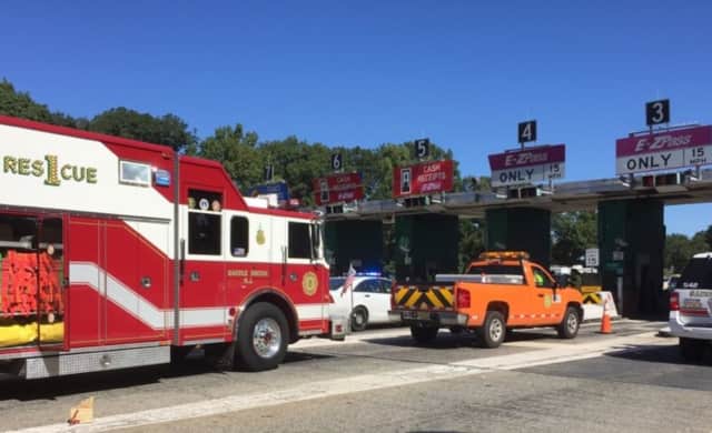 Driver 69 Pinned By Rolling Car At Gsp Toll Booth In Saddle