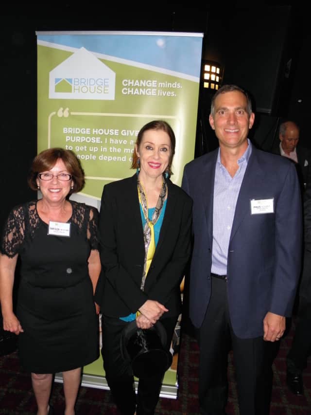 From left: Mary Ellen McGuire, Executive Director, Bridge House, Suzanne Vega and Paul V. Lalli, president of Bridge House Board of Directors. 