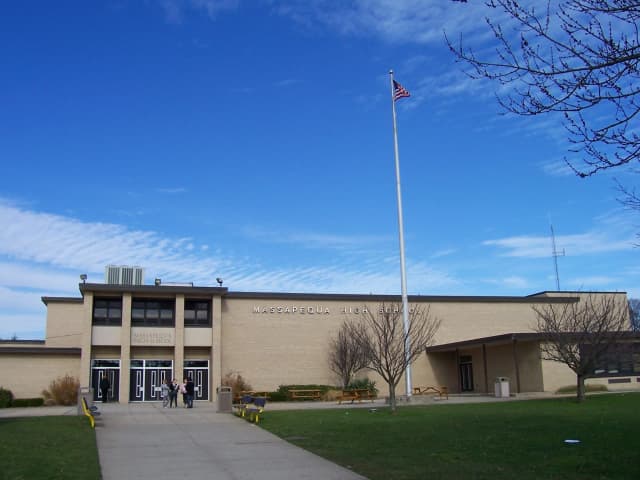 Massapequa High School