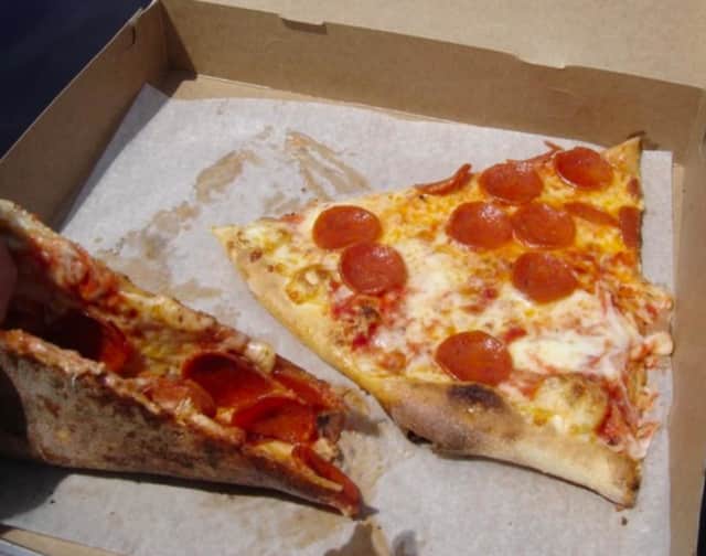 Folding your slice might mean more than you think, according to a recent Daily Meal article.