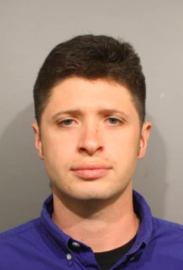 640px x 944px - N.Y. Man Tried To Entice Wilton Teen For Sex, Sent Selfie ...