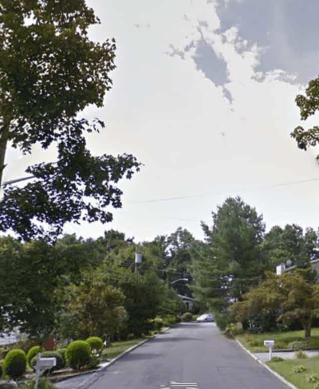 Greenburgh police said reports of two suspicious vehicles that approached local kids earlier this month at Stonewall Circle turned out to be contractors and a home inspector.
