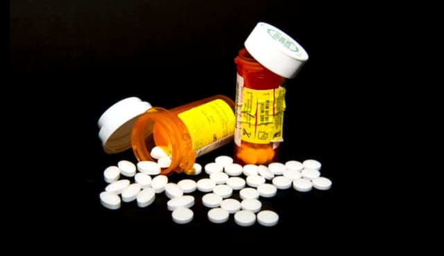 A registered nurse in Connecticut admitted to illegally writing prescriptions for Oxycodone and Xanex