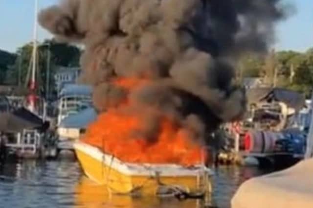 A fire that broke out on a boat on Lake Hopatcong spread and caused damage to the surrounding vessels and docks, authorities said.