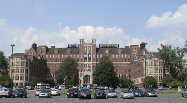 Springfield-based Baystate Medical is teaming up with Kentucky-based Kindred Behavioral Health to build a $43 million mental health hospital.