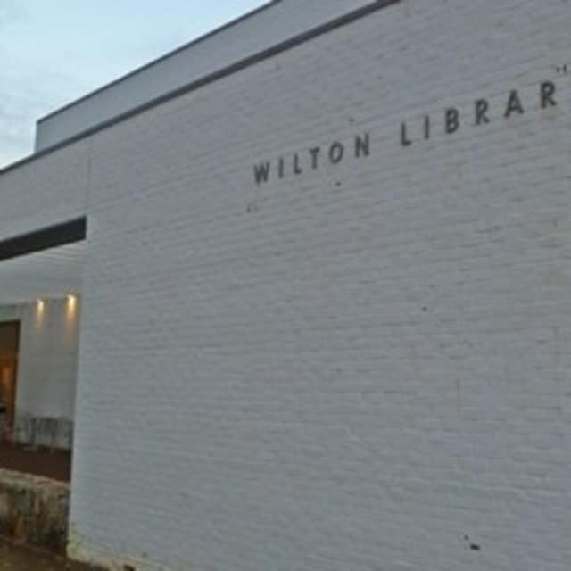 Register for free technology programs at the Wilton Library.