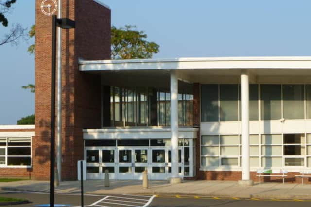 New Canaan's Saxe Middle School