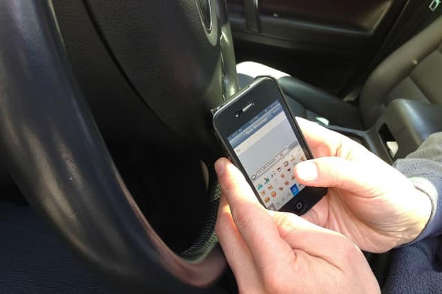 Norwalk Police are warning residents not to text and drive.