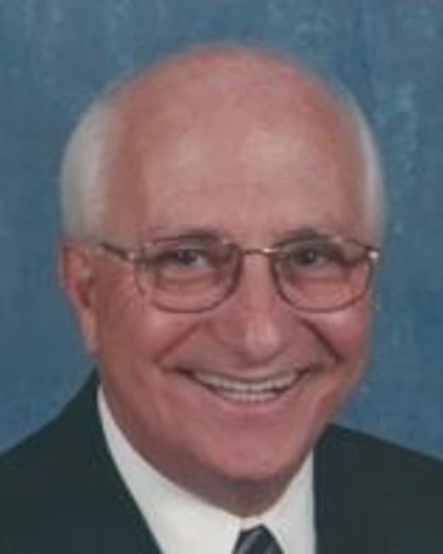 Charles L. DeSiena, 81, Former Norwalk Resident, Attorney ...