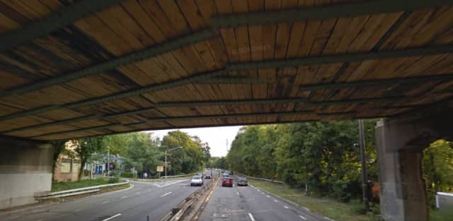 Sen. Chuck Schumer is calling for approval of funds to replace the Ashford Avenue Bridge. 