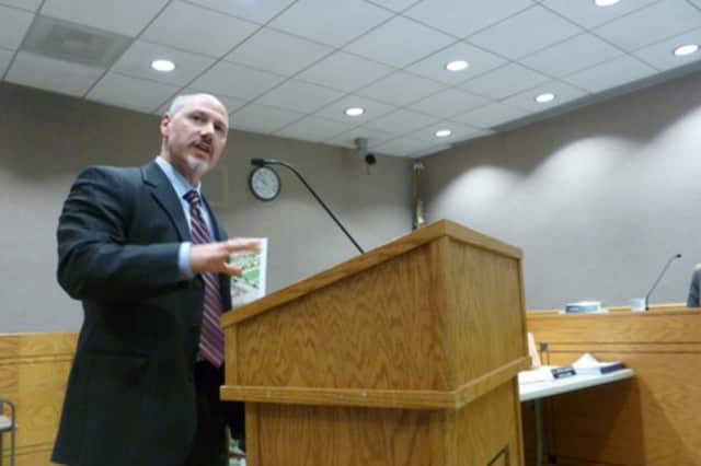 New Castle Supervisor Rob Greenstein will lead a discusssion Thursday on retaining empty nesters in town. 