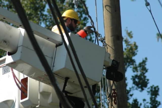 New transmission lines in Putnam County are being updated.