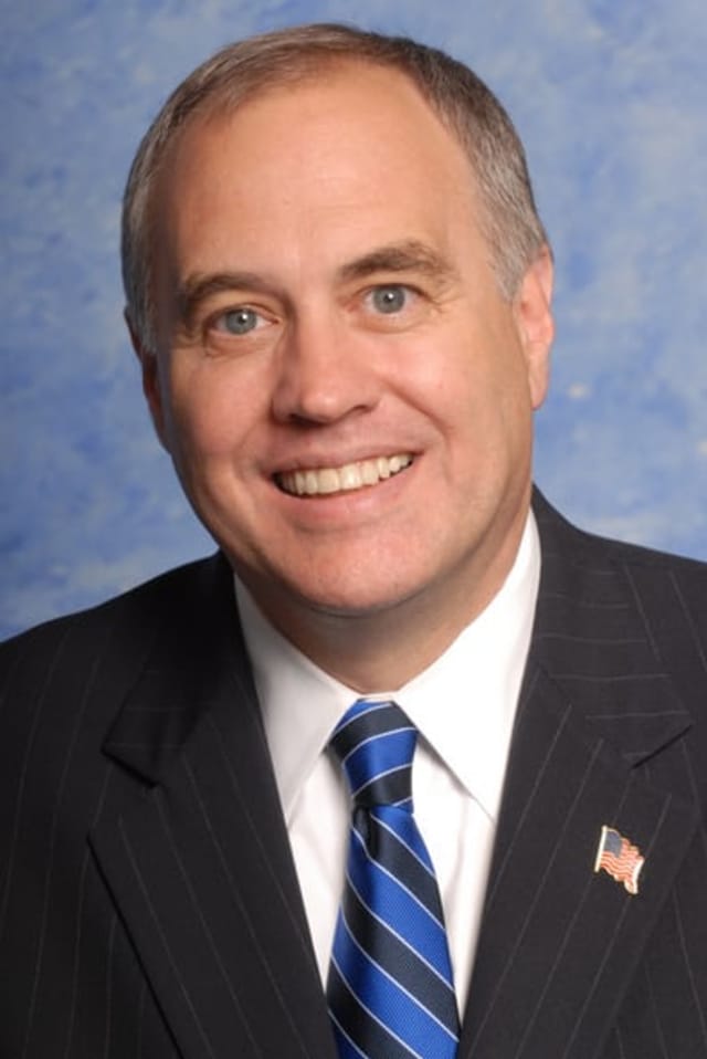 New York State Comptroller Thomas DiNapoli reports that the City School District of New Rochelle's fiscal health is improving.