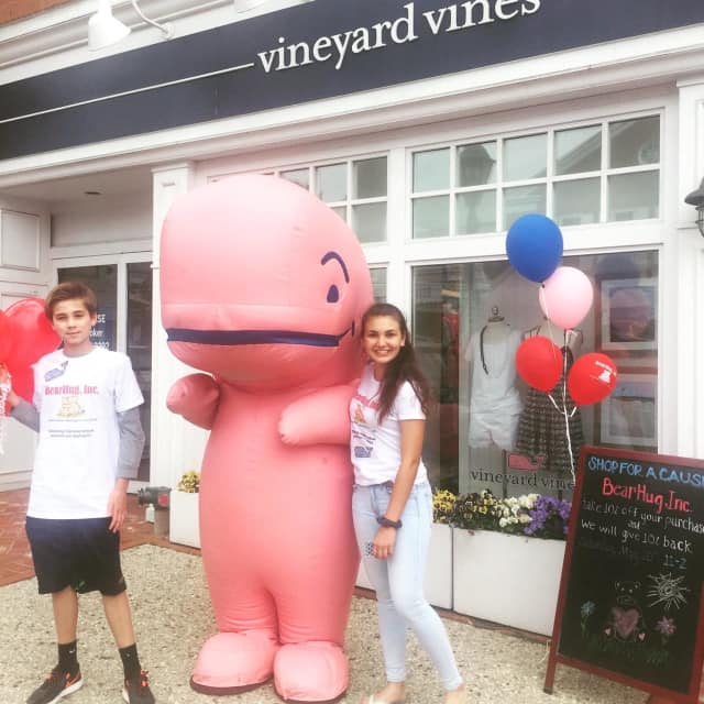 Ridgefield resident Campbell Kinsman, right, at a fundraiser hosted by Vineyard Vines with her helper, sixth grader Ely Goodwin.