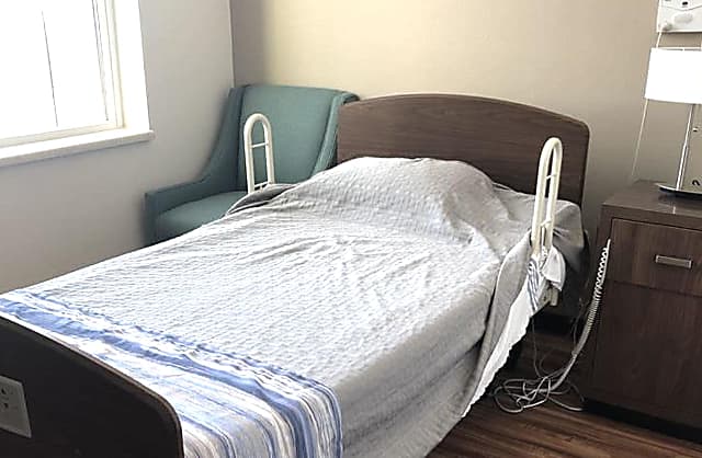 Report: Surgery NJ COVID-19 Deaths Triple at Nursing Homes