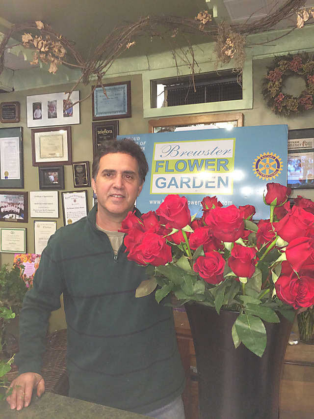 All Is Rosy For Putnam Florists As They Prep For Valentine S Day