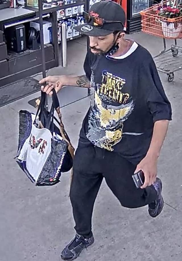 Know Him Man Accused Of Stealing From Long Island Home Depot Nassau Daily Voice