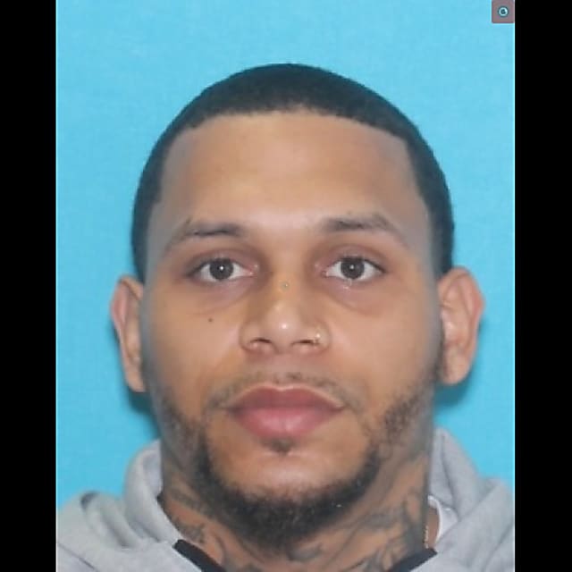 Central Pa Man Wanted On Gun Drug Charges Police York Daily Voice 